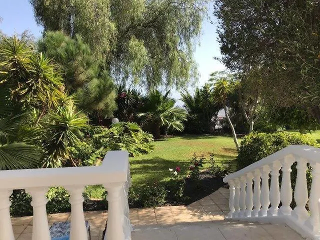 أرونا Casa Lilo - Villas With Pool بيت للعطل